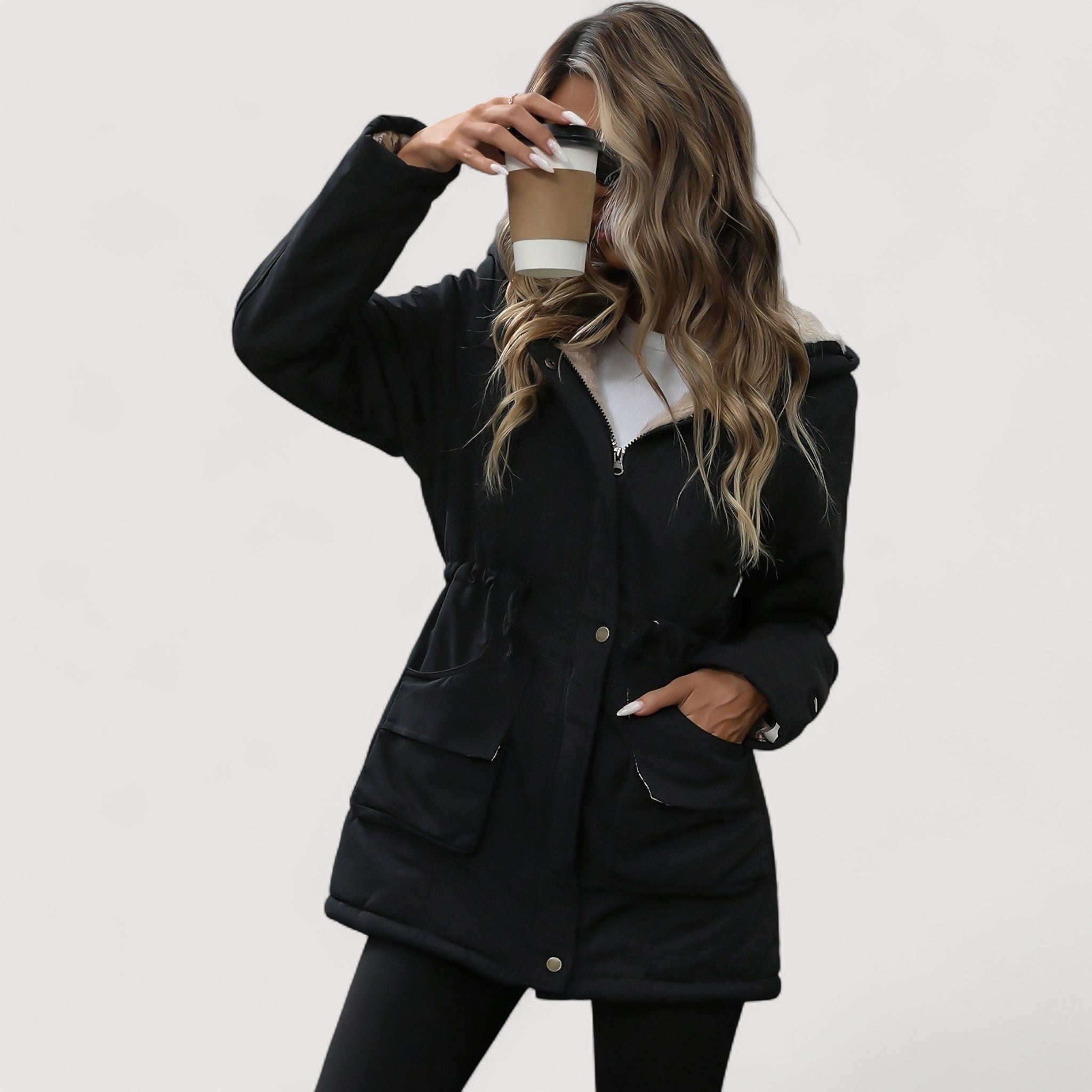 Amaris | Udobna parka